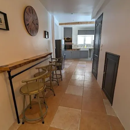 Maison Porte Saint Croix Semesterbostad *