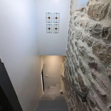 Maison Porte Saint Croix *