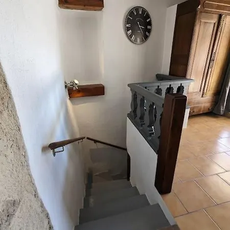 Maison Porte Saint Croix *